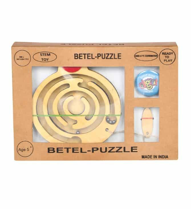 Wooden toy Labyrinth Beetle Puzzle